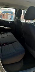 Nissan Navara 2019 NP300-thumb-1