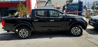 Nissan Navara 2019 NP300-thumb-5