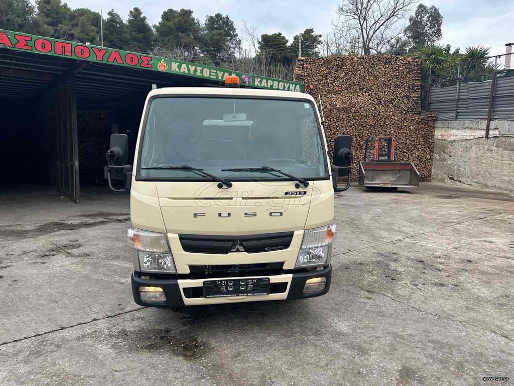 Ανατροπή Mitsubishi 2012 FUSO