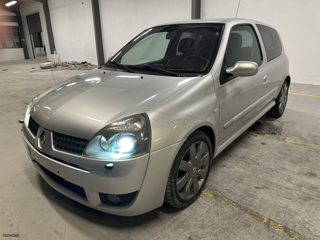 Renault Clio 2005 2.0 16V 183PS PHASE III