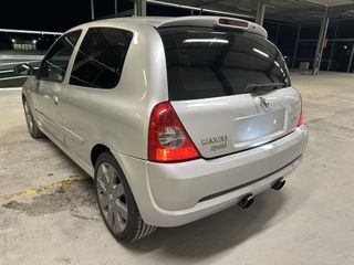 Renault Clio 2005 2.0 16V 183PS PHASE III-thumb-8