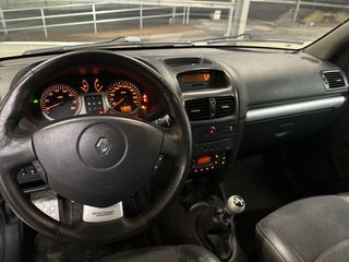 Renault Clio 2005 2.0 16V 183PS PHASE III-thumb-11