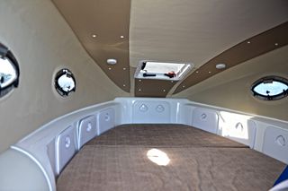 Attack 2025 750 cabin-thumb-13