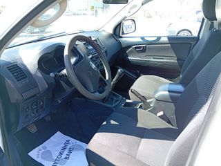 Toyota Hilux 2015-thumb-8