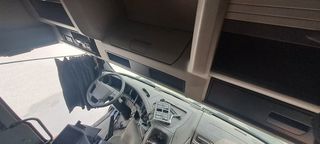 ΚΑΜΠΙΝΑ VOLVO FM-thumb-4