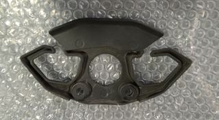 Καπάκι τιμονόπλακας / Άνω Τιμονόπλακα  OEM BENELLI TRK 502, TRK 502X, 702-702Χ