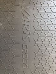 Πατακι πορτ παγκαζ Toyota Yaris cross