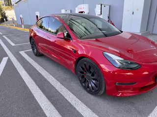 Tesla Model 3 2021 Perfomance