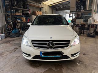 Mercedes-Benz B 180 2014 CDI