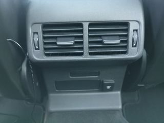 Land Rover Range Rover Velar 2020 R-DYNAMIC-thumb-44