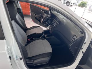 Hyundai i 20 2016 1.1 CRDI ACTIVE-thumb-11