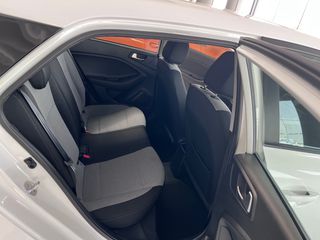 Hyundai i 20 2016 1.1 CRDI ACTIVE-thumb-12