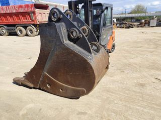 Κουβάδες CAT 2010 30-50 ton.-thumb-3