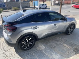 Citroen ë-C4 2023 Shine-thumb-1