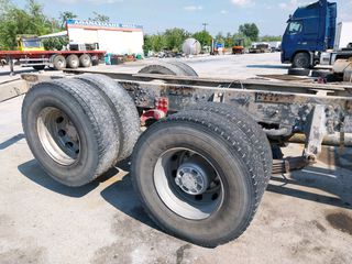 Καταβρεκτήρας Volvo 1990 F 12-thumb-6