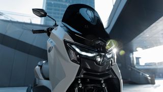 Yamaha NMAX 125 Tech Max EU5+ 2026 ΔΩΡΟΕΠΙΤΑΓΗ 220€  ΕΤΟΙΜΟΠΑΡΑΔΟΤΟ ΣΕ CERAMIC GREY!!!-thumb-2