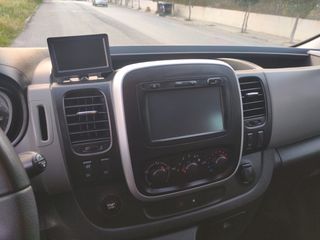 Renault Trafic 2018 9ΘΕΣΙΟ ΜΑΚΡΥ ΔΕΝ ΕΧΕΙ ΕΠΙΒΑΡΥΝΣΗ ΦΠΑ.-thumb-17