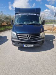Αυτοκινητοφόρο Mercedes-Benz 2010