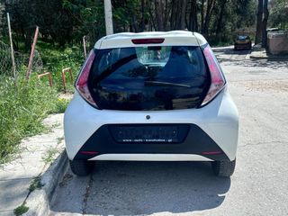 Toyota Aygo 2015-thumb-4