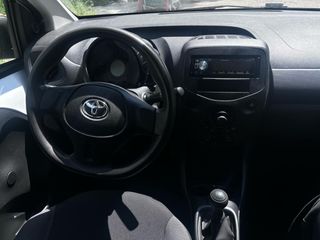 Toyota Aygo 2015-thumb-5