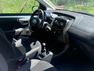 Toyota Aygo 2015-thumb-6