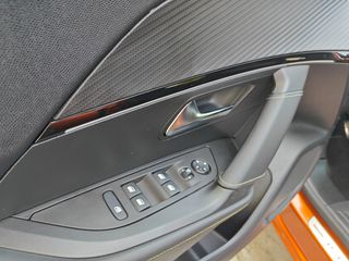 Peugeot 2008 2020 GT LINE - PURE TECH-thumb-5