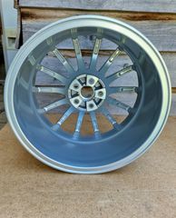 Γνήσιες καινούργιες ζαντες alfa romeo 17".