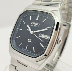 Vintage σπάνιο Seiko SQ Ανδρικό Ρολόι 33mm Silver Tone Day Date  QUARTZ 8223-509A Α90216 ΤΙΜΗ 280 ΕΥΡΩ