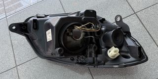 ΦΑΝΑΡΙ ΕΜΠΡΟΣ ΑΡΙΣΤΕΡΟ Η4 ΑΠΟ SKODA ROOMSTER-thumb-2