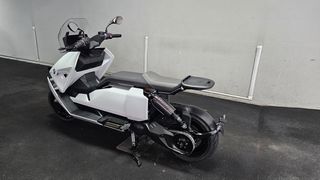 Bmw CE 04 2022-thumb-2