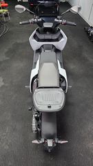 Bmw CE 04 2022-thumb-3