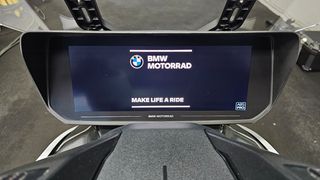 Bmw CE 04 2022-thumb-16