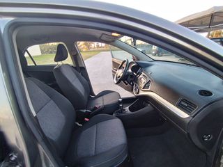 Kia Picanto 2016 1.0 SENSATION-thumb-9