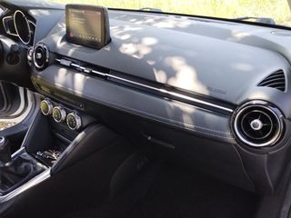 Mazda 2 2017 Sports-Line ΔΕΣΜΕΥΤΗΚΕ-thumb-11