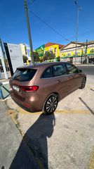 Mercedes-Benz B 250 2023 e-thumb-7