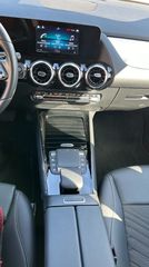 Mercedes-Benz B 250 2023 e-thumb-13