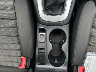 Audi Q3 2016 TDI  Quattro Sport-thumb-28