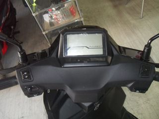 Peugeot Tweet 2025 200-thumb-5