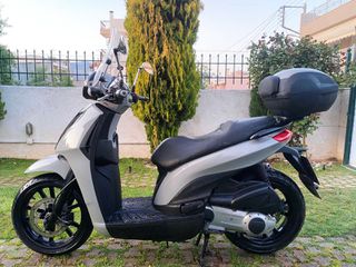 Piaggio Carnaby 300 2012