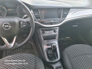 Opel Astra 2018-thumb-12