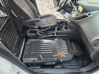 Κλούβα Ford 2020 TRANSIT COURIER NAVI 6ΤΑΧΥΤΟ 101PS FOUL EXTRA-thumb-71