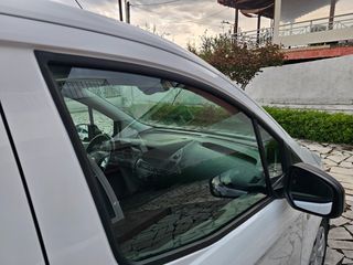 Κλούβα Ford 2020 TRANSIT COURIER NAVI 6ΤΑΧΥΤΟ 101PS FOUL EXTRA-thumb-42