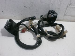 HONDA PCX 125-ΔΕΞΙΟΣ ΚΑΙ ΑΡΙΣΤΕΡΟΣ ΔΙΑΚΟΠΤΗΣ