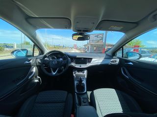 Opel Astra 2016-thumb-25