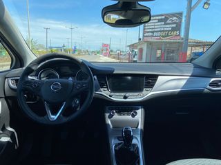 Opel Astra 2016-thumb-26