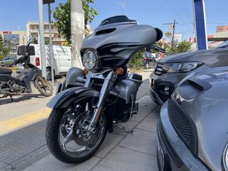 Harley Davidson Touring CVO Street Glide 2015 NAVI / Ohlins suspension / Boom II **ΚΑΛΟΚΑΙΡΙΝΗ ΠΡΟΣΦΟΡΑ **