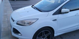 Ford Kuga 2014 titanium-thumb-2