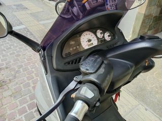 Yamaha T-MAX 500 2001-thumb-6