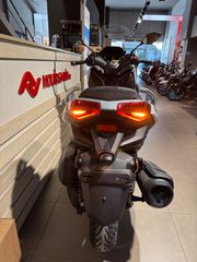 Yamaha XMAX 300 2026 ΝΟΥΛΑΣ ΔΩΡΑ 500€-thumb-8