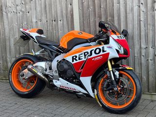 Honda CBR 1000RR 2015 Fireblade